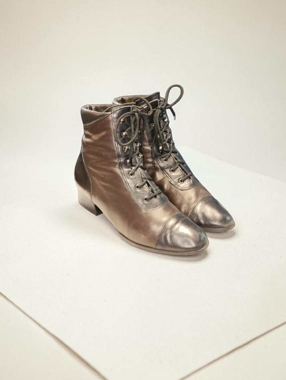 Women Vintage Leather Black and Brown Granny Boots By Dorndorf Size 7.